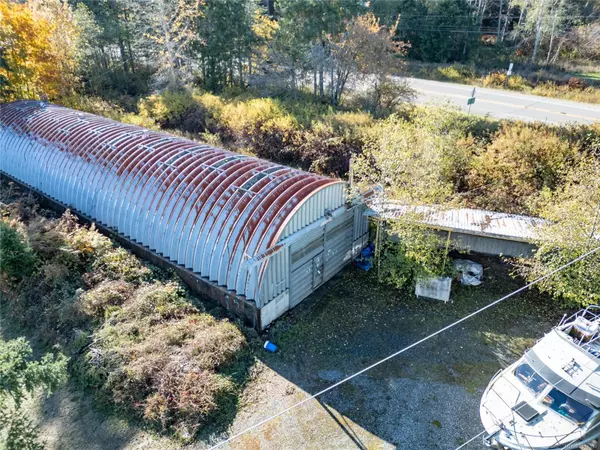 Royston, BC V9N 9S3,4976 David Rd