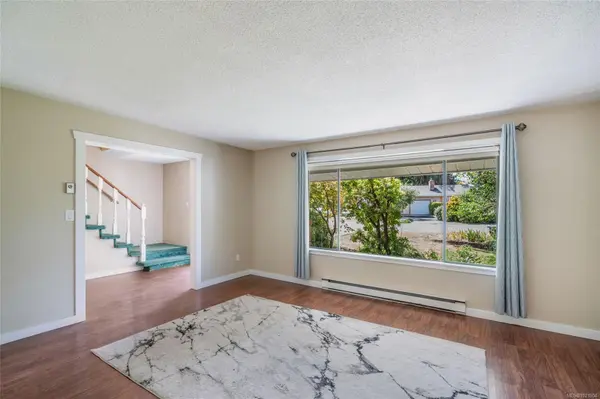 Parksville, BC V9P 1H7,338 McKinnon St