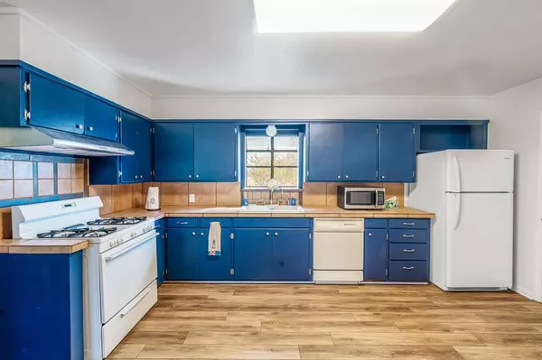 Comanche, TX 76442,380 COUNTY ROAD 424 #38