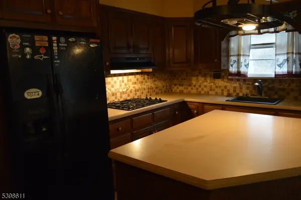 Raritan Twp., NJ 08822,92 Oak Grove Rd