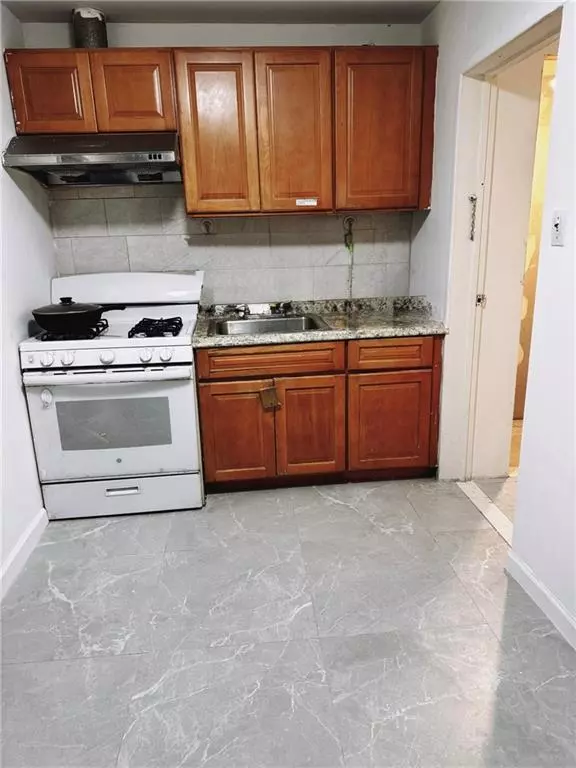 Brooklyn, NY 11220,723 51st ST