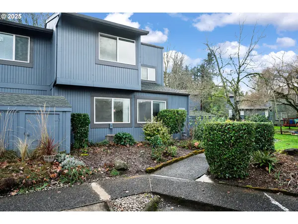 Wood Village, OR 97060,23932 NE POPLAR CT