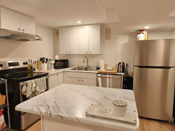 Toronto C13, ON M3A 2H2,67 Fortrose CRES #Lower