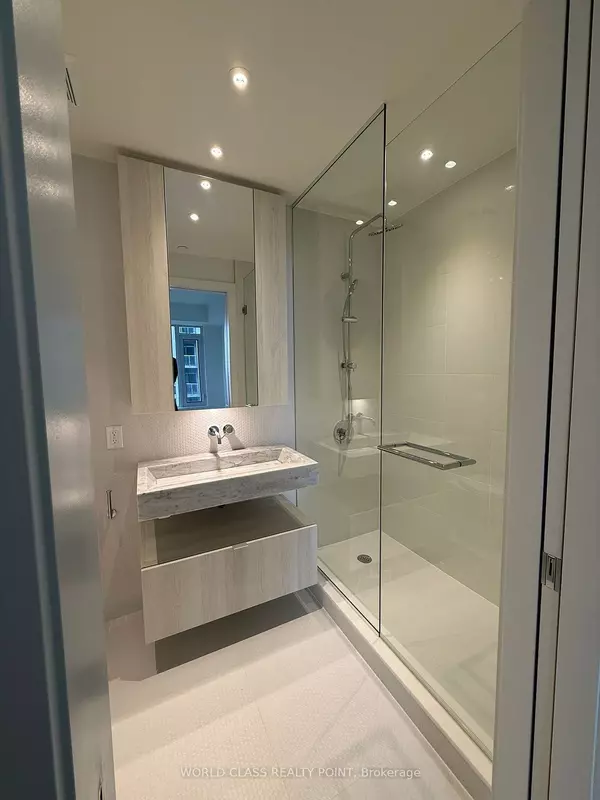 Toronto C02, ON M4W 0B7,11 Yorkville AVE #3407