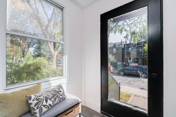 Toronto E01, ON M4K 1C3,4 Riverdale AVE #Upper