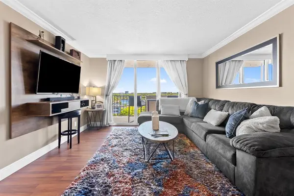 Pompano Beach, FL 33062,777 S Federal Hwy #910