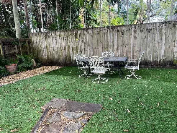 Fort Lauderdale, FL 33305,1602 NE 1st Ave