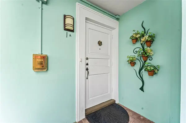 Lighthouse Point, FL 33064,2758 NE 30th Ave #1A