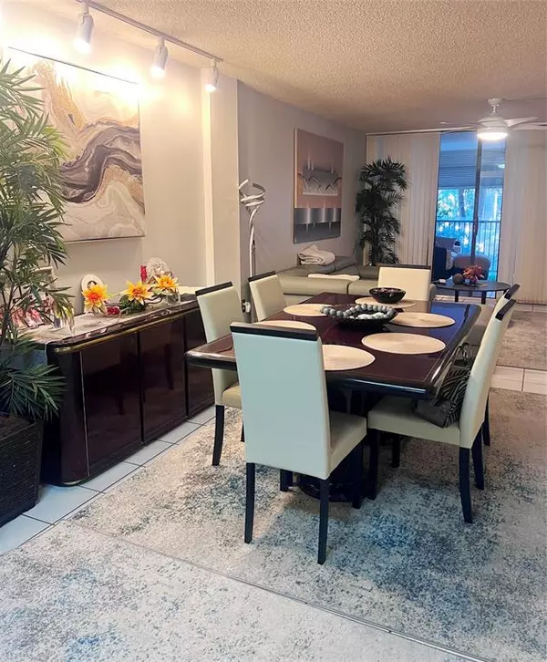 Hollywood, FL 33021,2802 N 46th Ave #321B