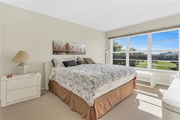 Pompano Beach, FL 33069,3100 N Palm Aire Dr #406