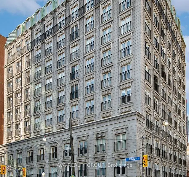 Toronto C08, ON M5C 3H5,120 Lombard ST #907