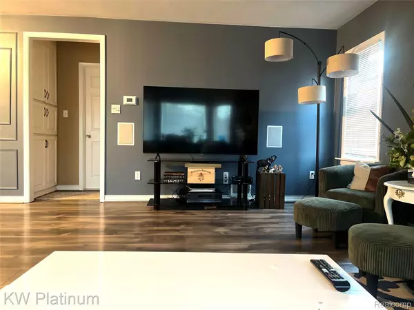 Hazel Park, MI 48030,1458 E Hayes AVE