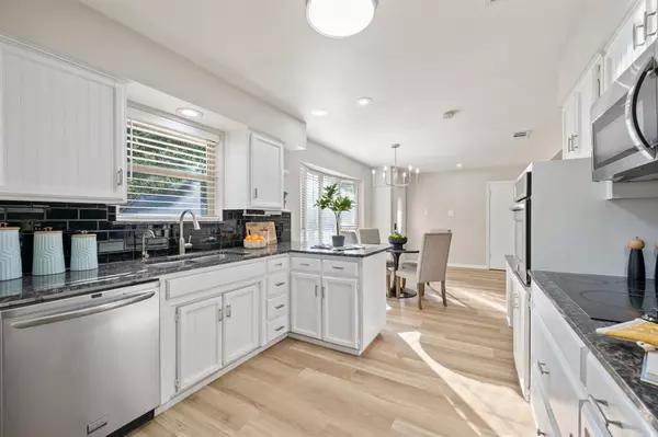 Bedford, TX 76021,1723 Post Oak Drive