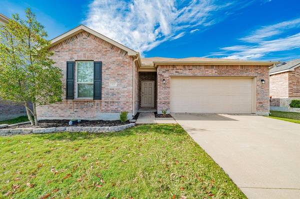 103 Honeysuckle Court, Fate, TX 75189