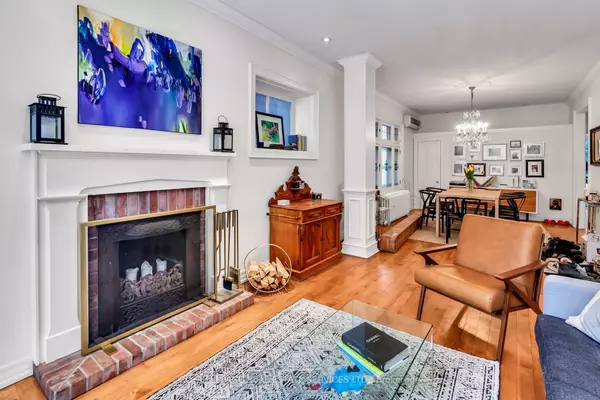 Toronto C09, ON M4T 1B9,47 Woodlawn AVE E