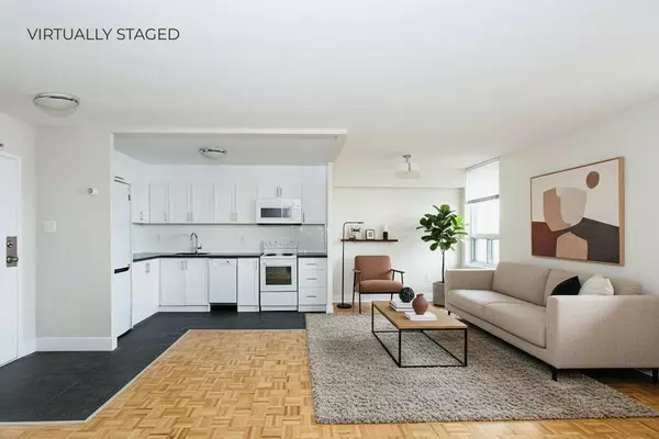 1500 Bathurst ST #601, Toronto C03, ON M5P 3L3