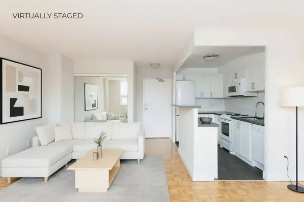 1500 Bathurst ST #1008, Toronto C03, ON M5P 3L3