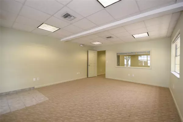 Wilton Manors, FL 33305,2448 NE 13th Ave