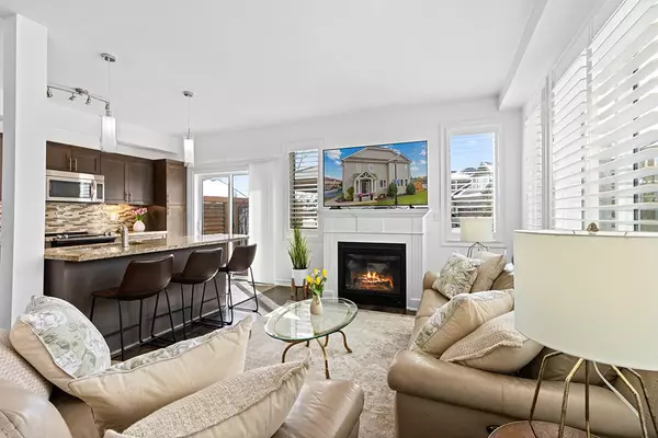 Collingwood, ON L9Y 0Z5,48 Lett AVE