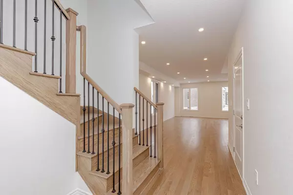 Milton, ON L9E 2E9,1480 Savoline BLVD