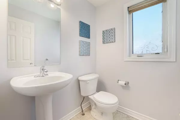 Kanata, ON K2K 0B7,366 Forestbrook ST