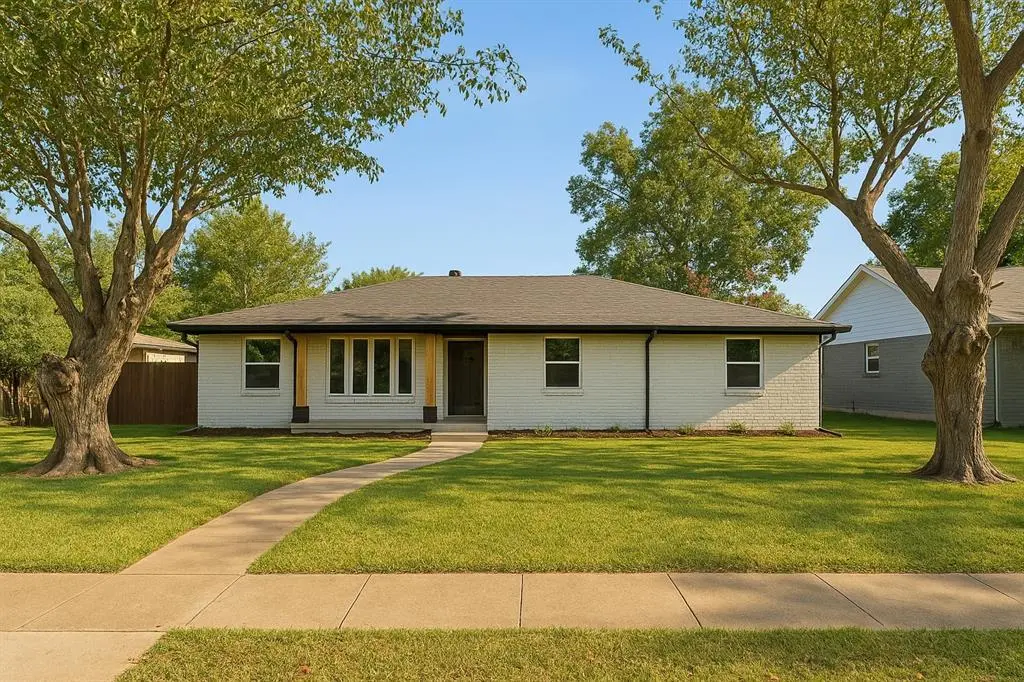 Dallas, TX 75227,5509 Enchanted Lane