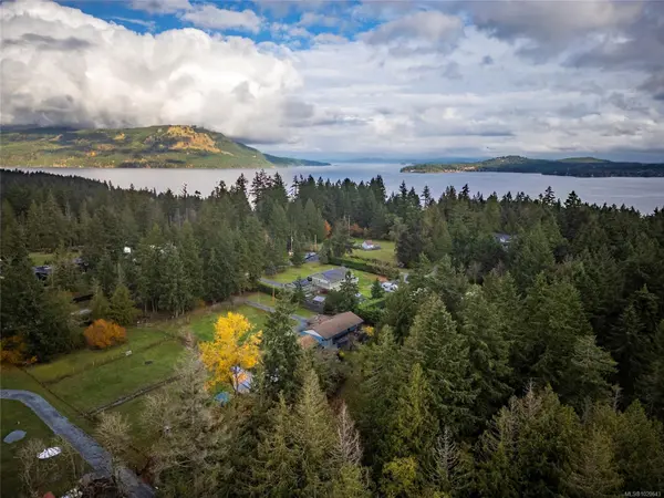 Mill Bay, BC V8H 1E7,510 Voutrait Rd