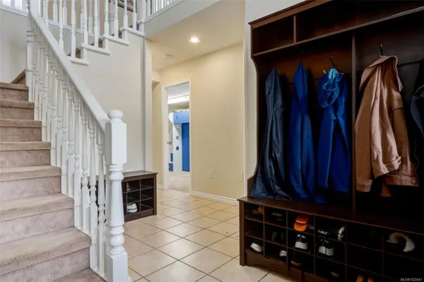 Nanaimo, BC V9V 1A7,6422 Dover Rd