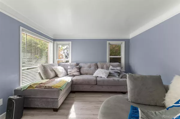 Redford, MI 48239,10053 Riverdale