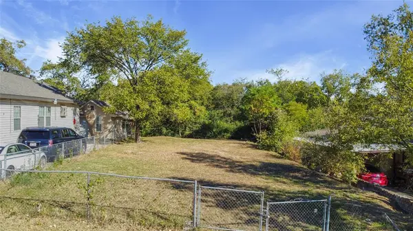 Dallas, TX 75208,1701 Flanders Street