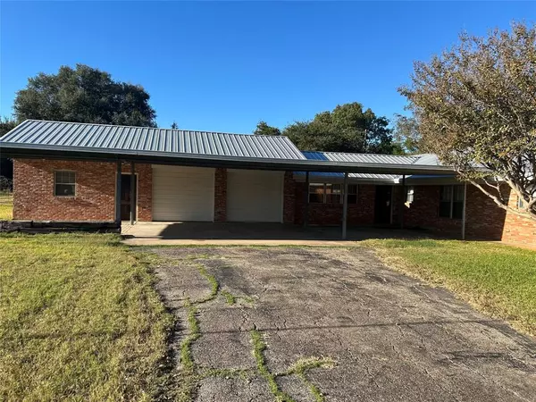 223 County Road 3630, Clifton, TX 76634