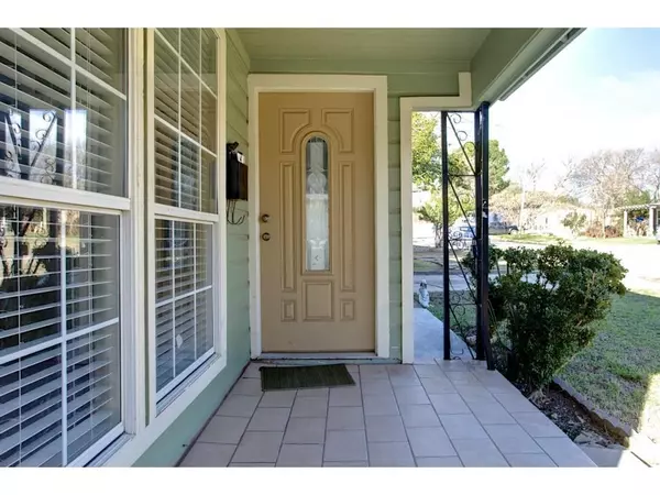 Fort Worth, TX 76110,2103 Harrison Avenue