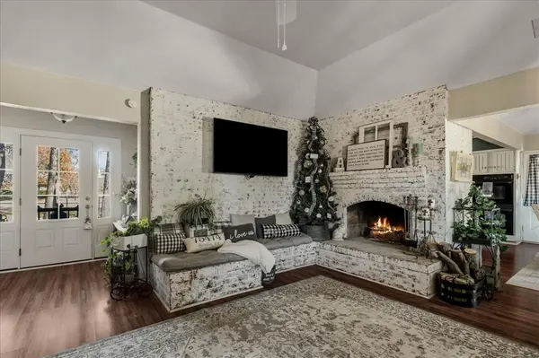 Quinlan, TX 75474,132 Curtis Lane