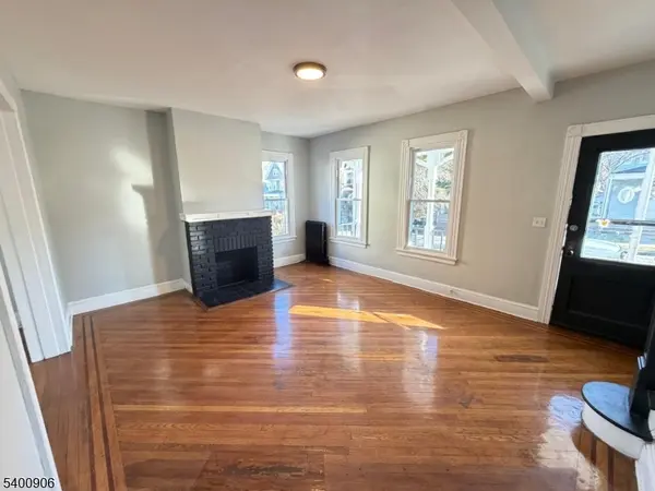 East Orange City, NJ 07017,19 Linwood Pl