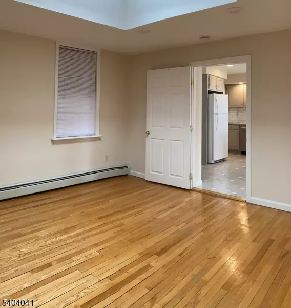 Madison Boro, NJ 07940,16 ELM STREET #6