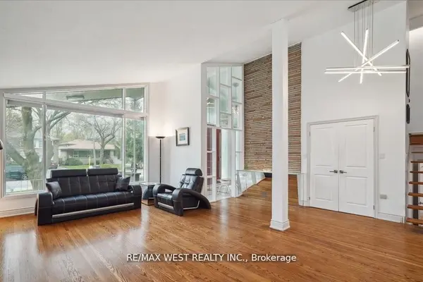 Toronto C06, ON M3H 4V9,40 Arlstan DR