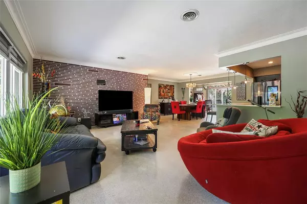 Hollywood, FL 33021,1600 Yale Dr