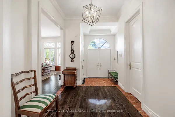 145 Rodeo DR, Vaughan, ON L4J 4Y6