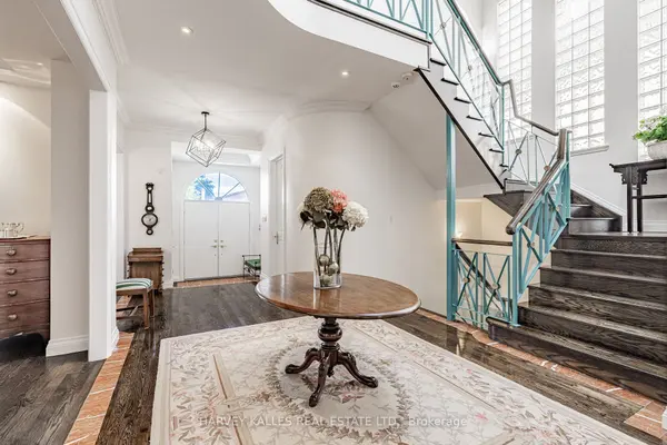 145 Rodeo DR, Vaughan, ON L4J 4Y6