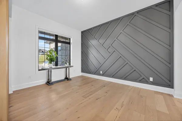 Oro-medonte, ON L0L 2L0,7 Caldwell DR