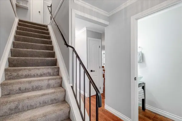 London South, ON N6E 2H7,1330 JALNA BLVD #120