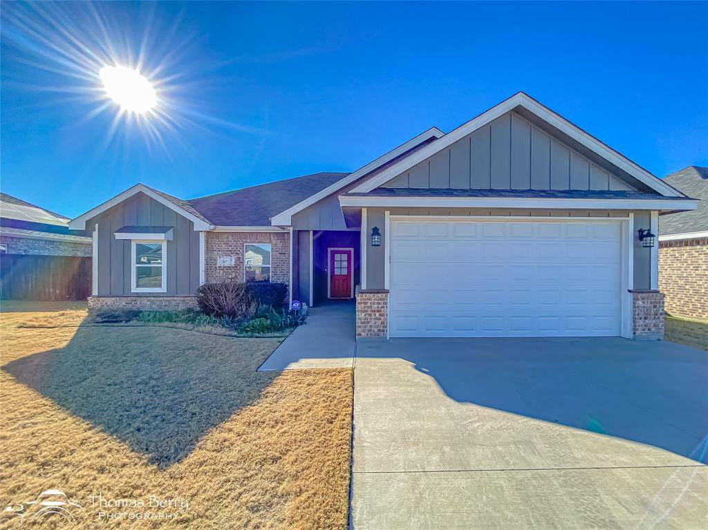 207 Carriage Hills Parkway, Abilene, TX 79602