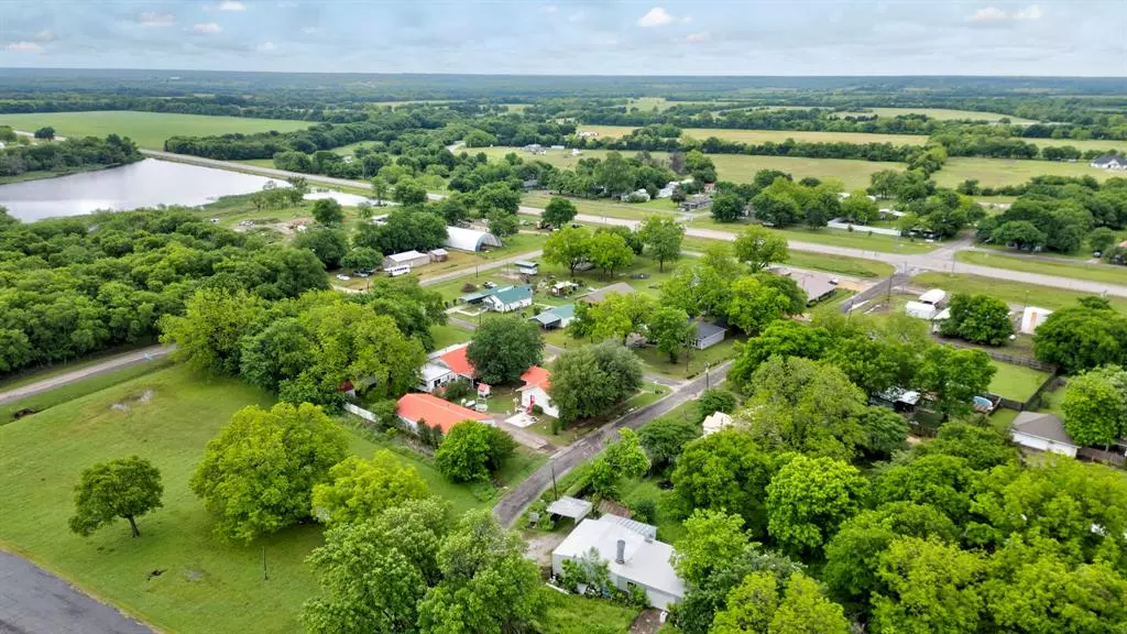 Randolph, TX 75475,101 E Reed Street