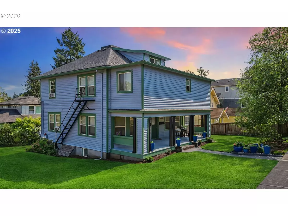 Portland, OR 97202,8410 SE 21ST AVE