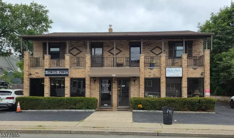 Hawthorne Boro, NJ 07506,759 Lafayette Ave #2