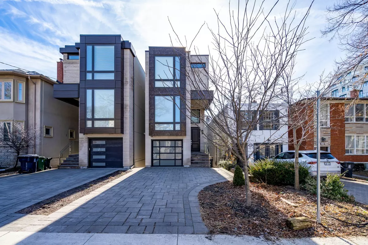 Toronto C04, ON M5M 1E3,209B Glengarry AVE