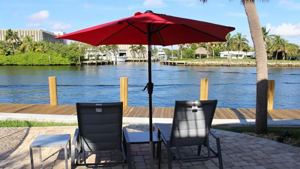 Pompano Beach, FL 33062,1705 N Riverside Dr #7