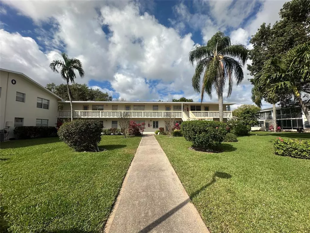 Deerfield Beach, FL 33442,455 Durham O #455