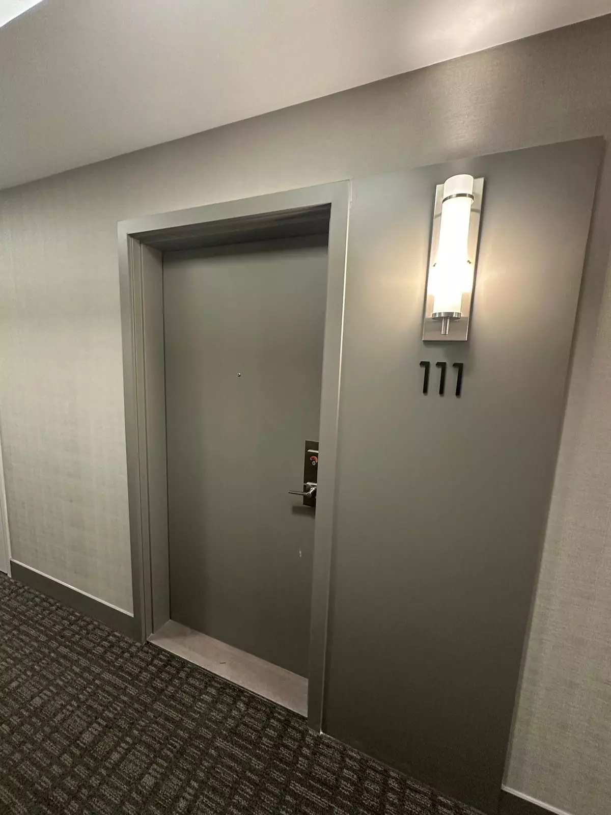 Toronto W04, ON M6M 0C3,135 Canon Jackson DR #111