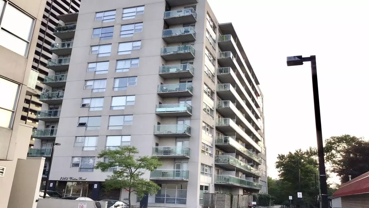 Toronto W04, ON M9N 0A2,2464 Weston RD #201